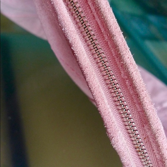 Pink suede coach purse with leather strap - Picture 5 of 8